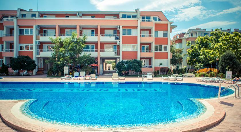 Sunny Fort Apartment Slântsjev Brjag Eksteriør bilde