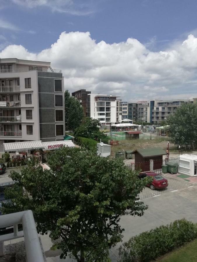 Sunny Fort Apartment Slântsjev Brjag Eksteriør bilde
